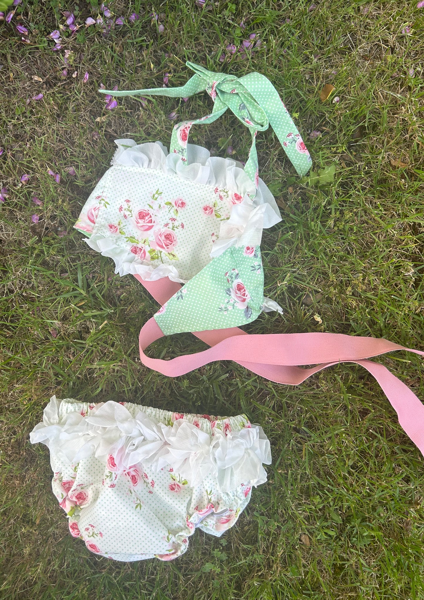 Country Garden WHITE/GREEN floral Bloomer