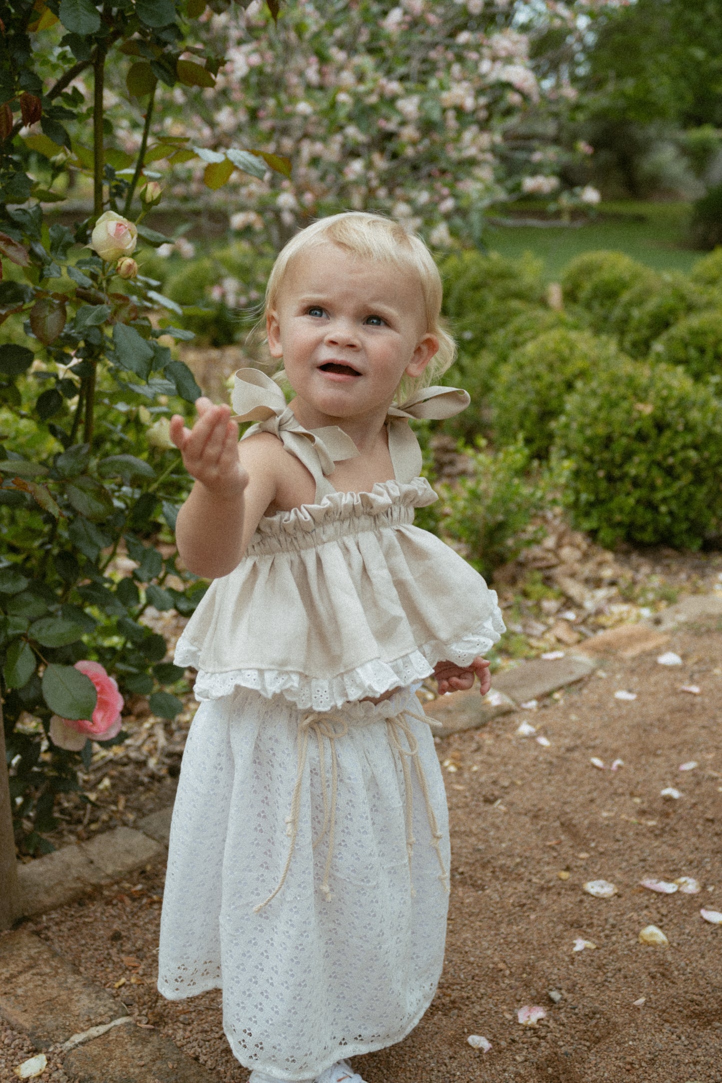 Powder Puff Oatmeal linen flounce
