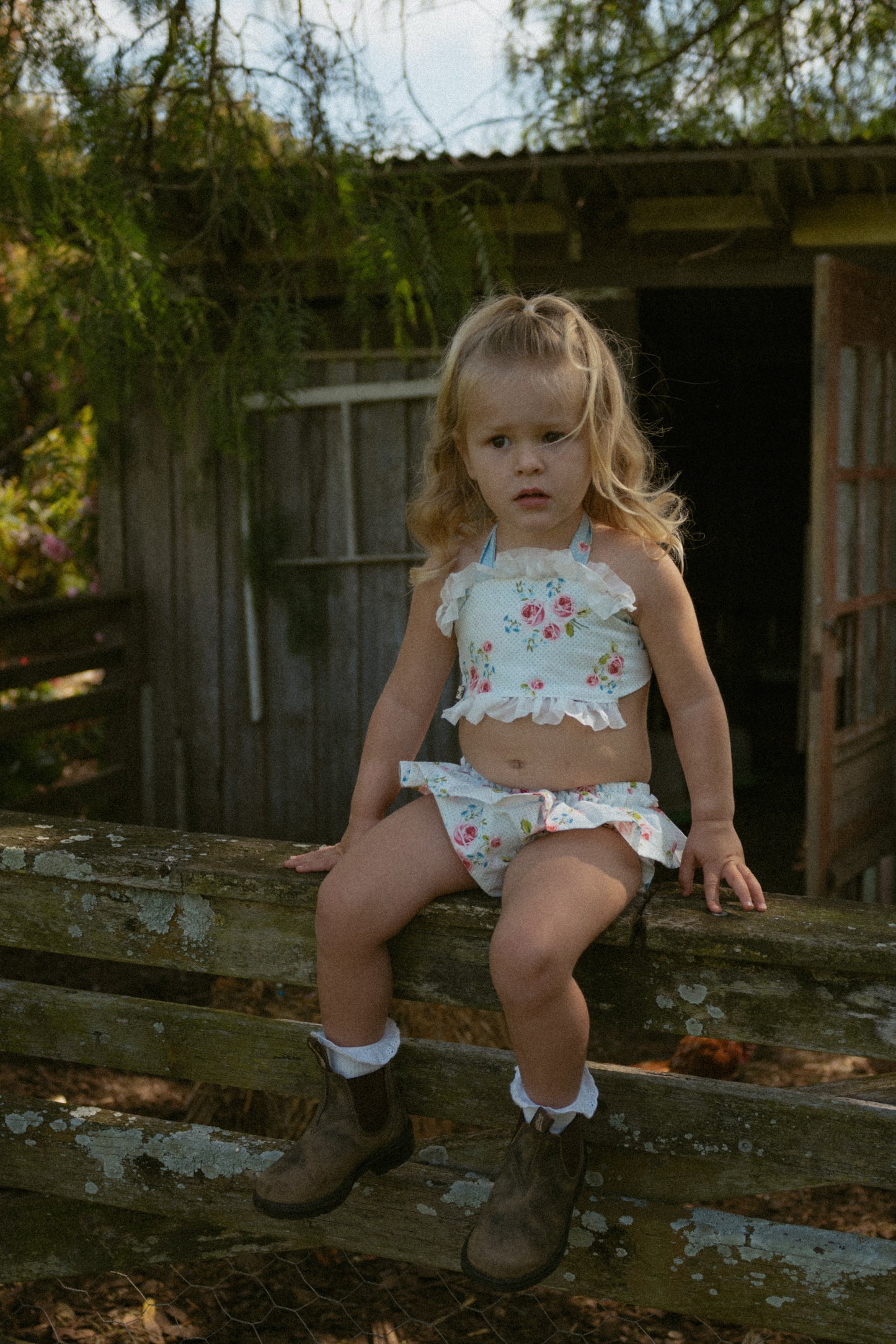 Country Garden WHITE/BLUE Floral Bloomer